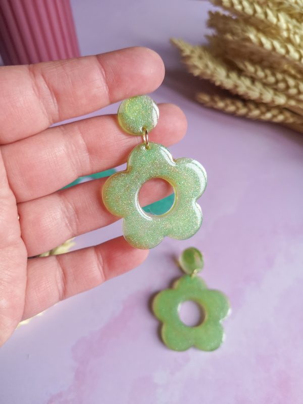 Boucles d'oreilles Daisy- modèles transparent – Image 2