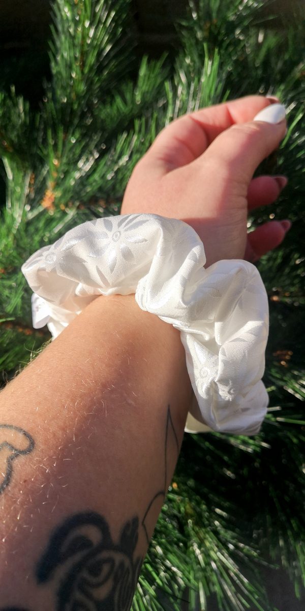Chouchou fleurs d'hiver – Image 3